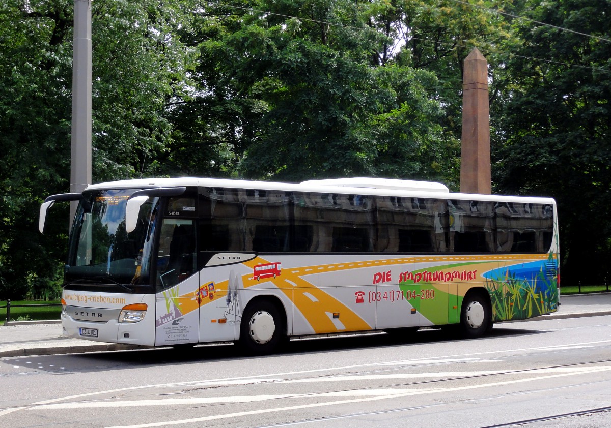 Setra 415 UL vom Omnibusbetrieb Leupold/Stadtrundfahrten am 29.7.2015 beim Hpt.Bahnhof in Leipzig gesehen.