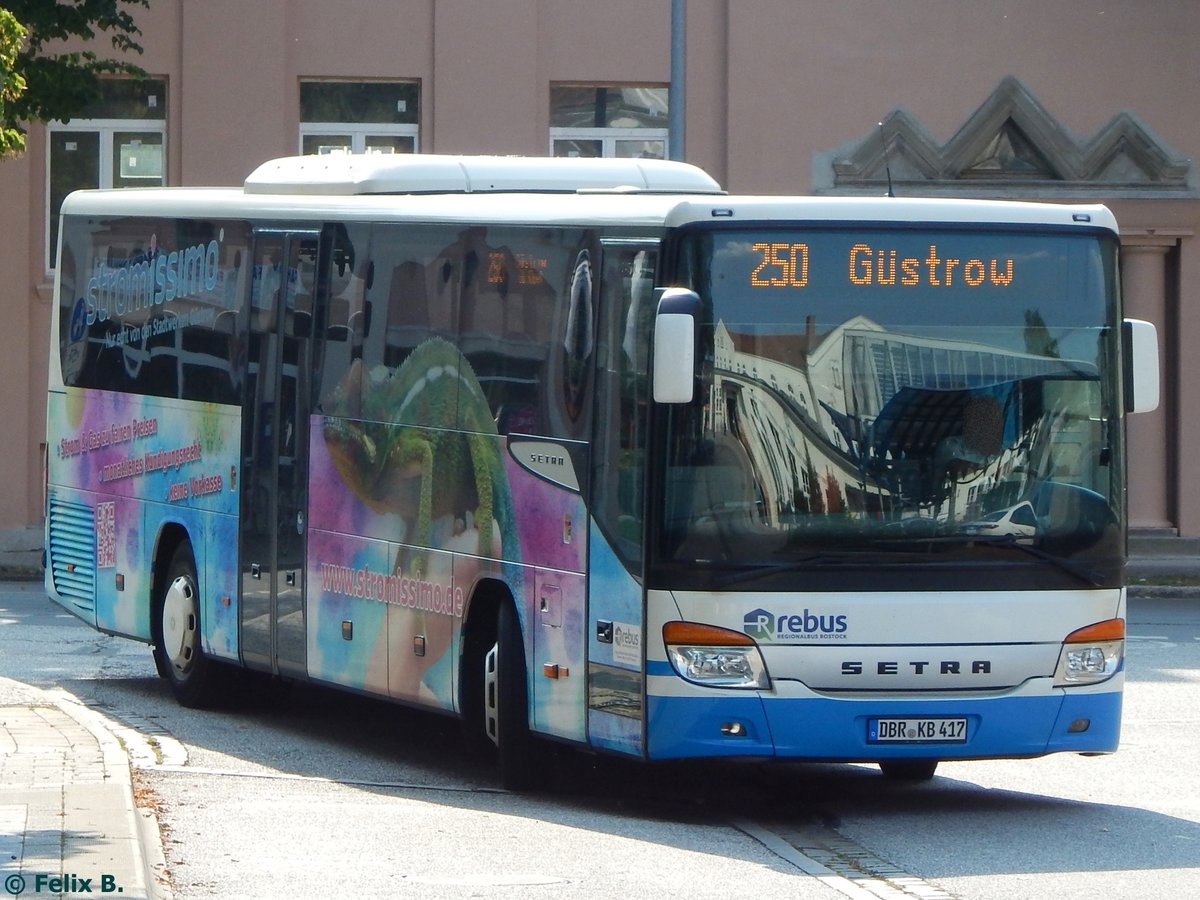 Setra 415 UL von Regionalbus Rostock in Güstrow.