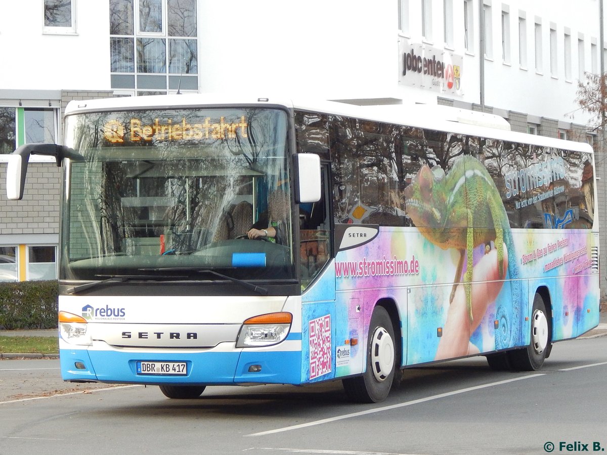 Setra 415 UL von Regionalbus Rostock in Güstrow.