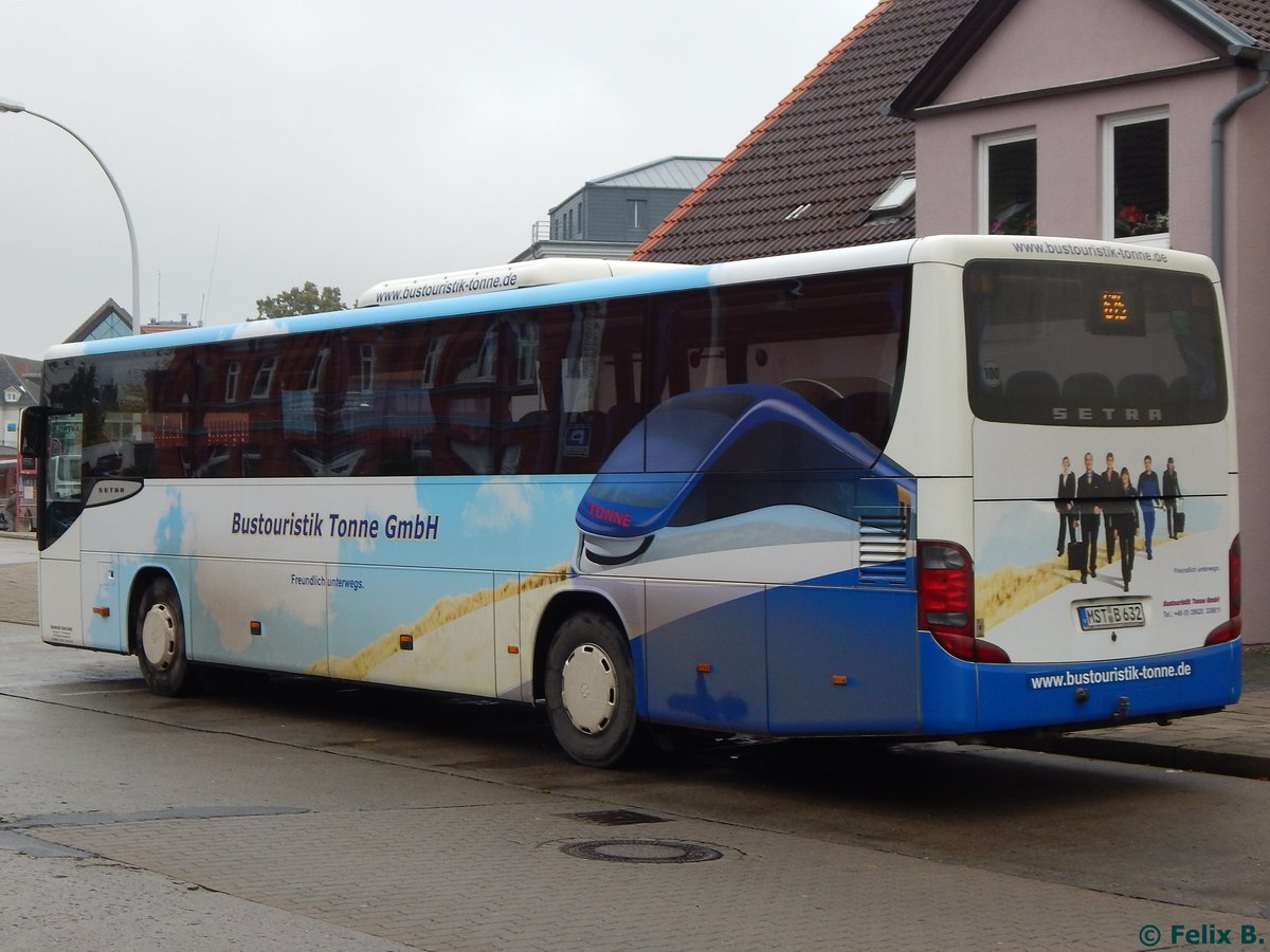 Setra 415 UL von Tonne aus Deutschland in Neubrandenburg.