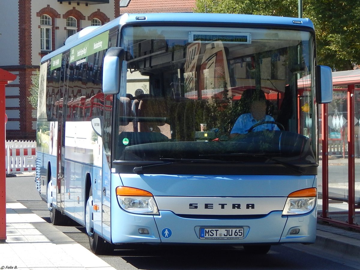 Setra 415 UL von Unger aus Deutschland in Neustrelitz.