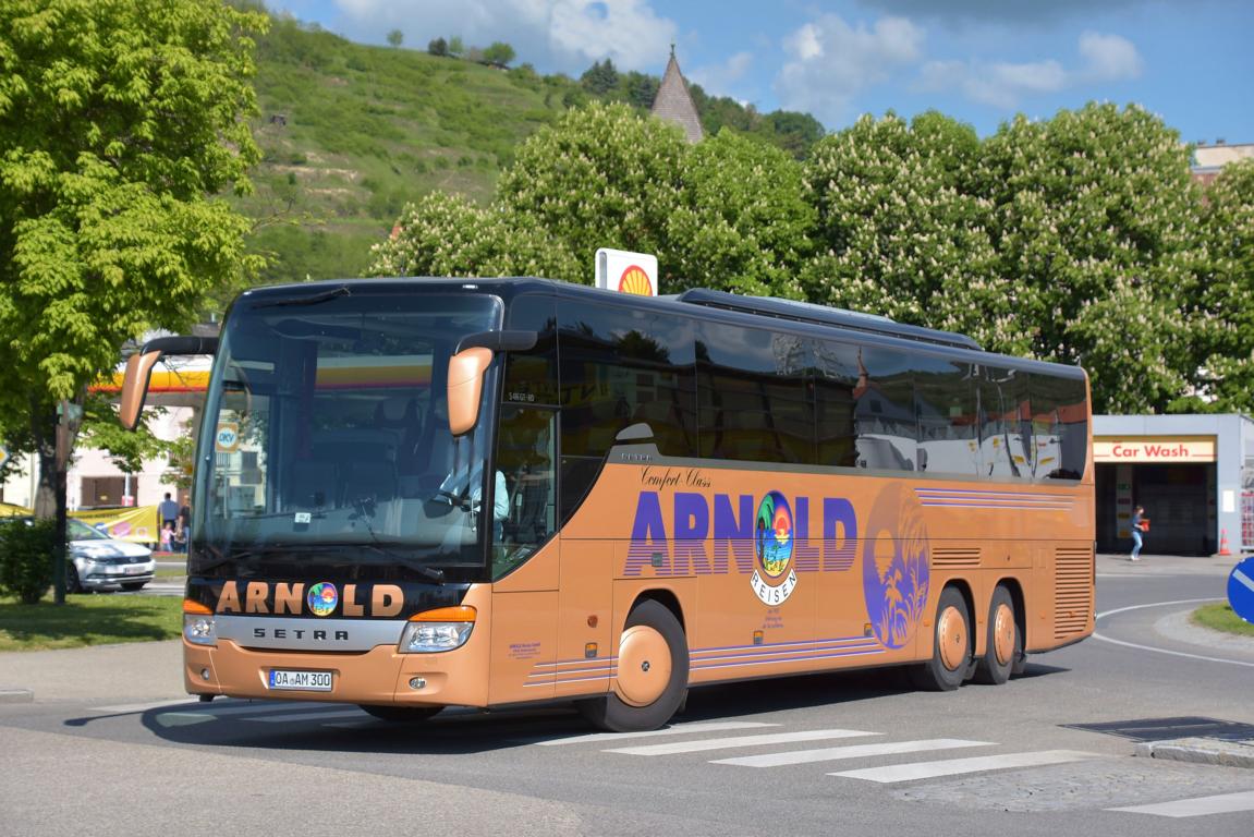 Setra 416 GT-HD von Arnold Reisen aus der BRD in Krems.