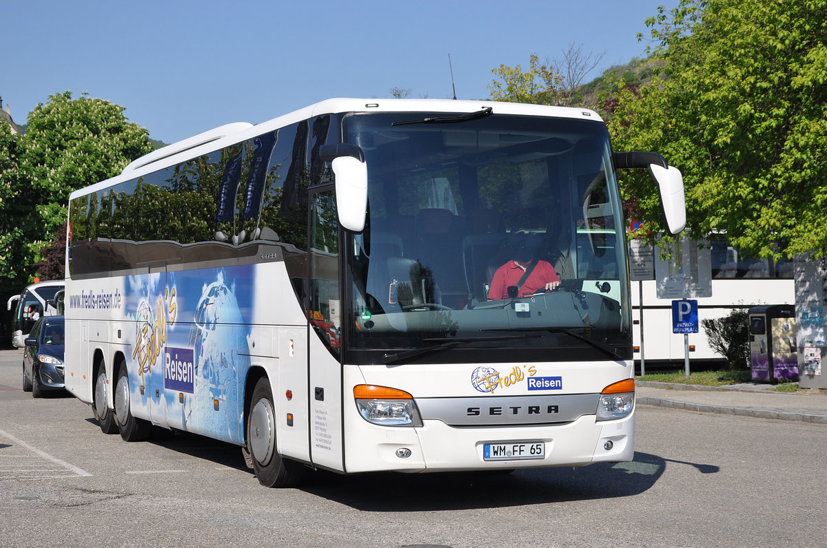 Setra 416 GT-HD von Fredls Reisen aus der BRD in Krems gesehen.