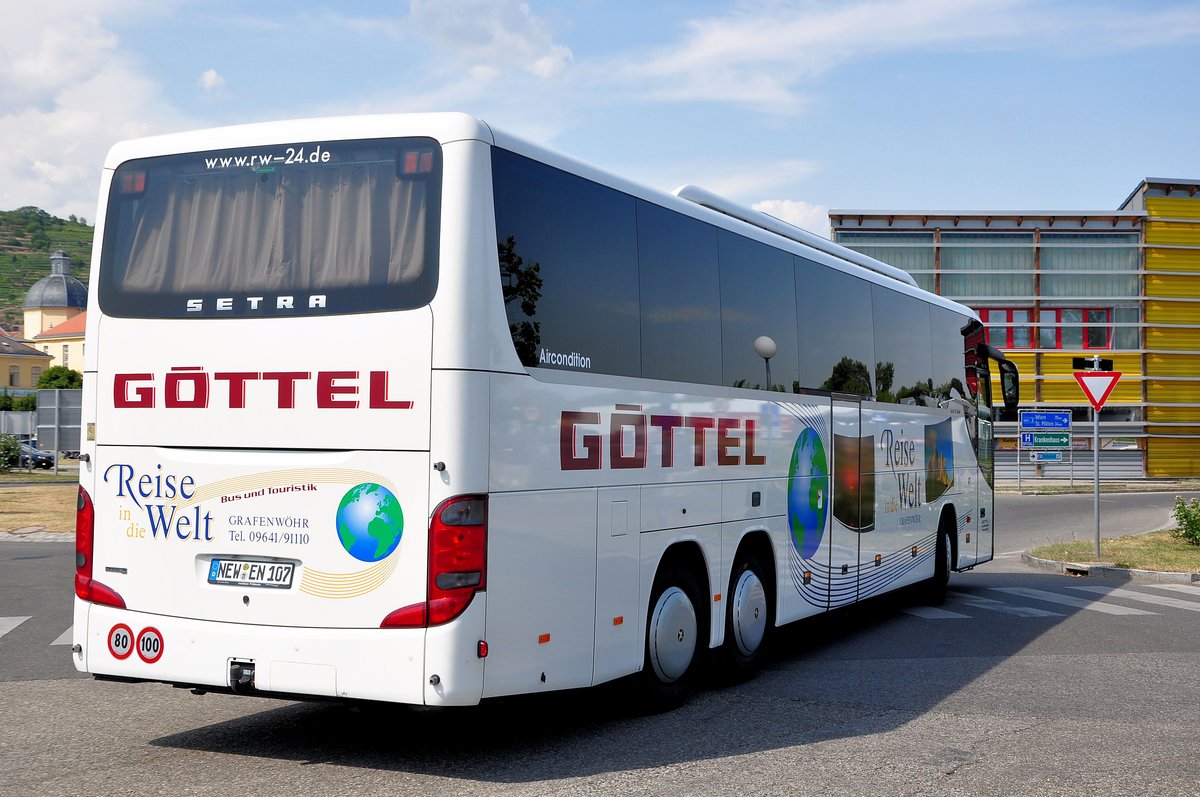 Setra 416 GT-HD von Gttl Reisen aus der BRD in Krems gesehen.