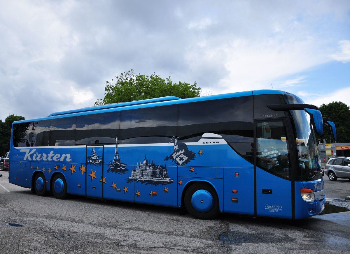 Setra 416 GT-HD von Paul KRTEN Reisen aus der BRD in Krems gesehen.