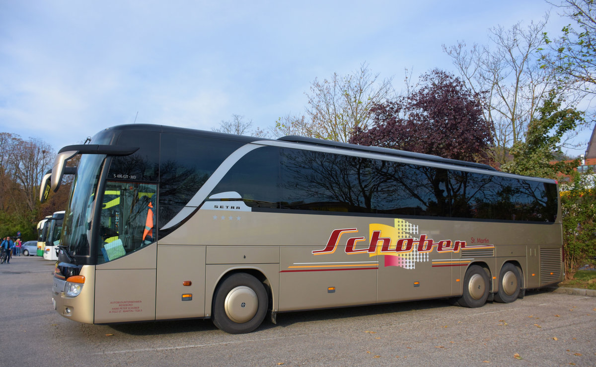 Setra 416 GT-HD vom  Reisebro SCHOBER aus sterreich in Krems.