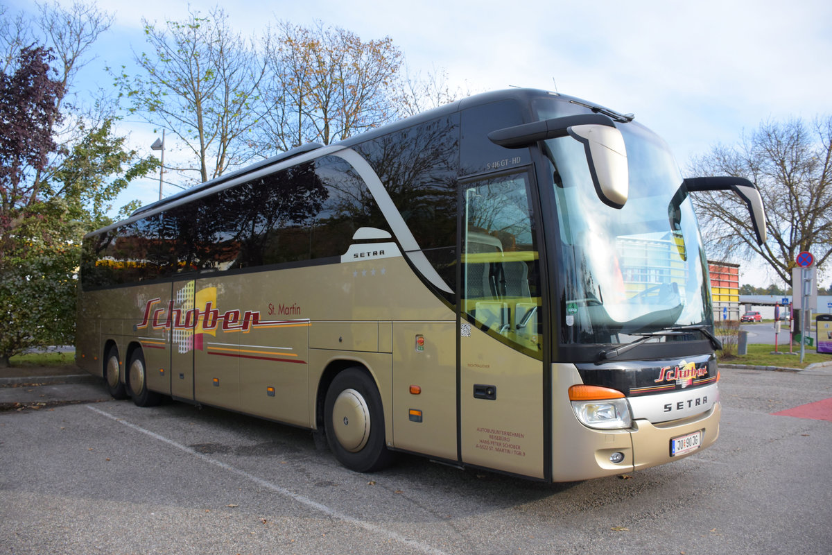 Setra 416 GT-HD vom  Reisebro SCHOBER aus sterreich in Krems.