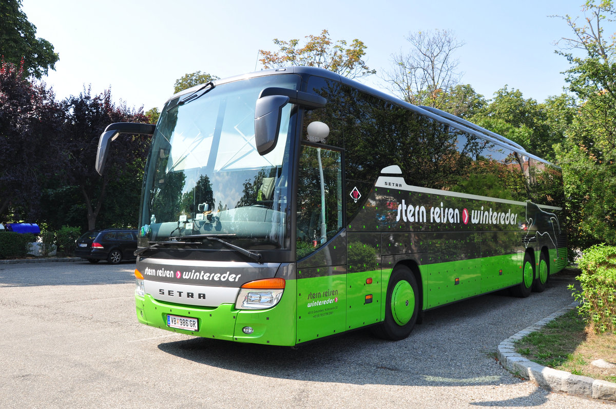 Setra 416 GT-HD von Stern Reisen Wintereder aus sterreich in Krems.