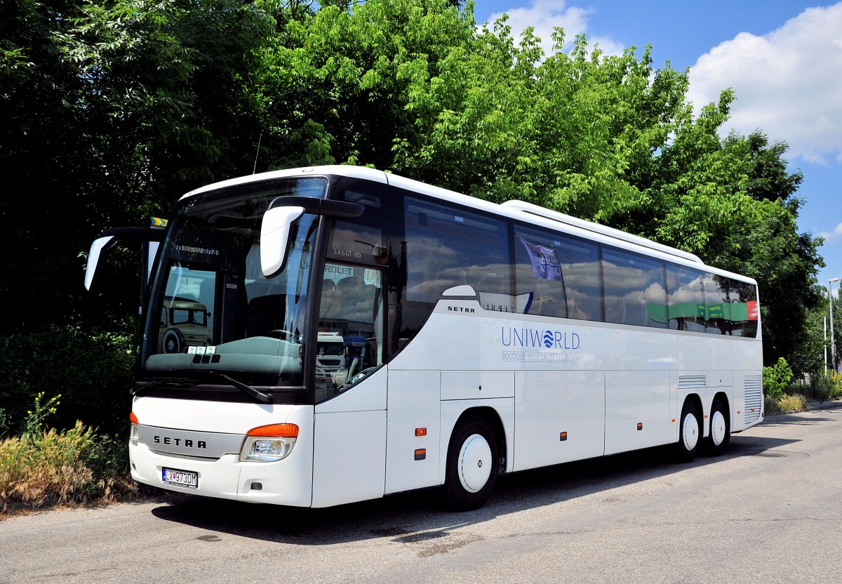 Setra 416 GT-HD von UNIWORLD / SK am 22.6.2013 in Krems an der Donau.