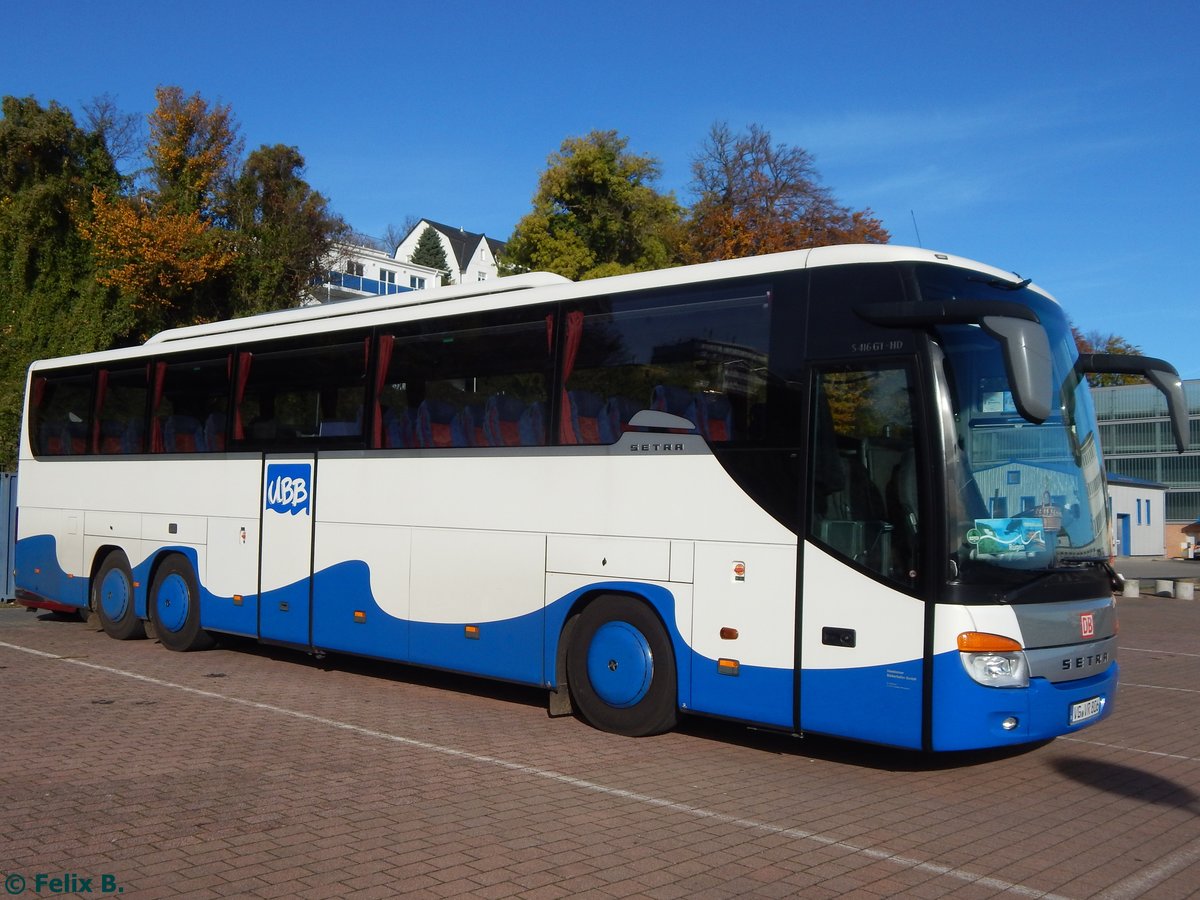 Setra 416 GT-HD von der Usedomer Bäderbahn im Stadthafen Sassnitz.