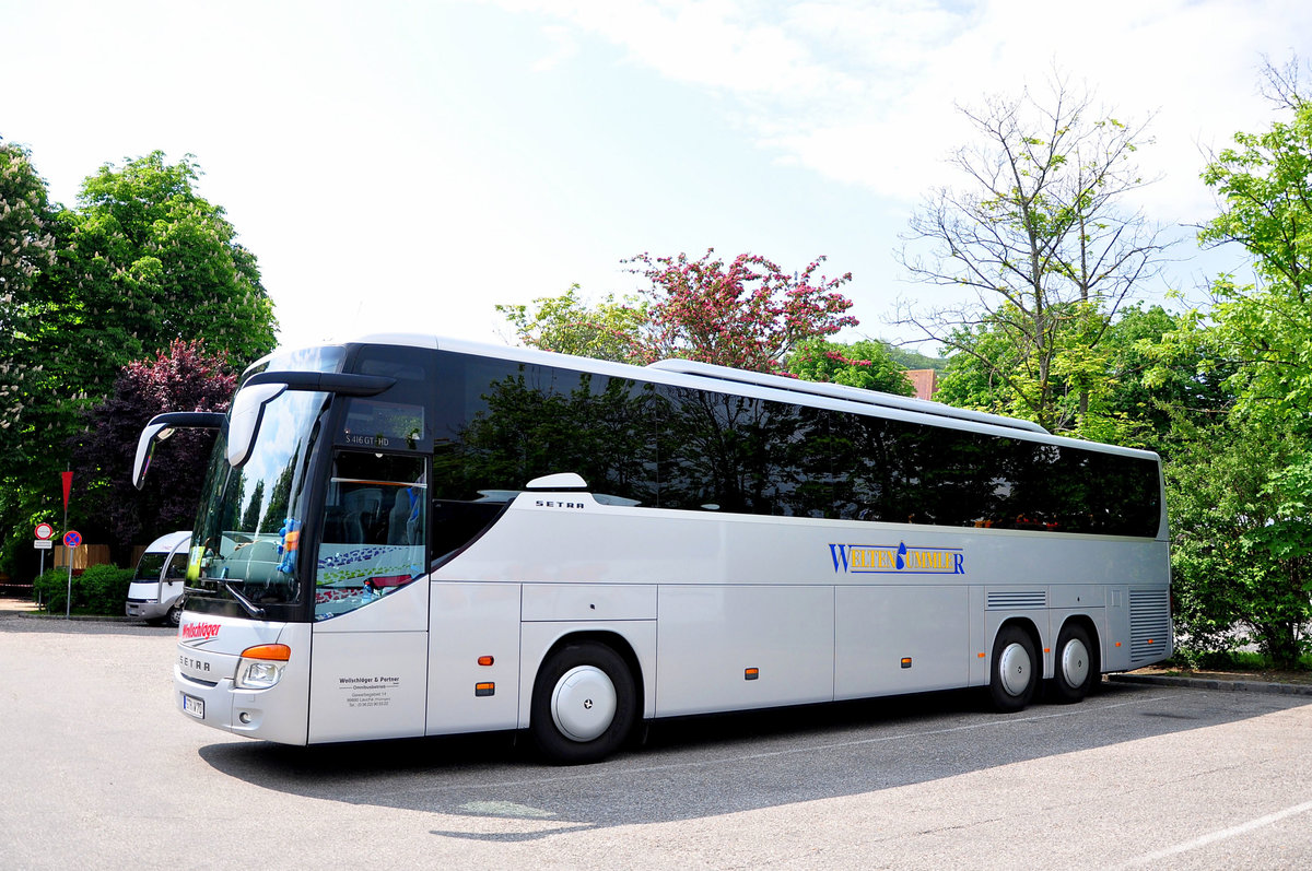 Setra 416 GT-HD von Wollschlger und Partner aus der BRD in Krems gesehen.