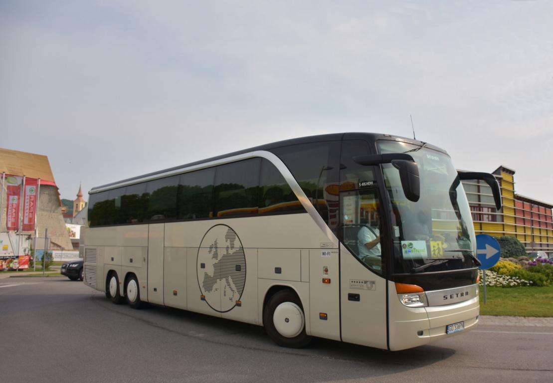 Setra 416 HDH aus PL im Mai 2018 in Krems.