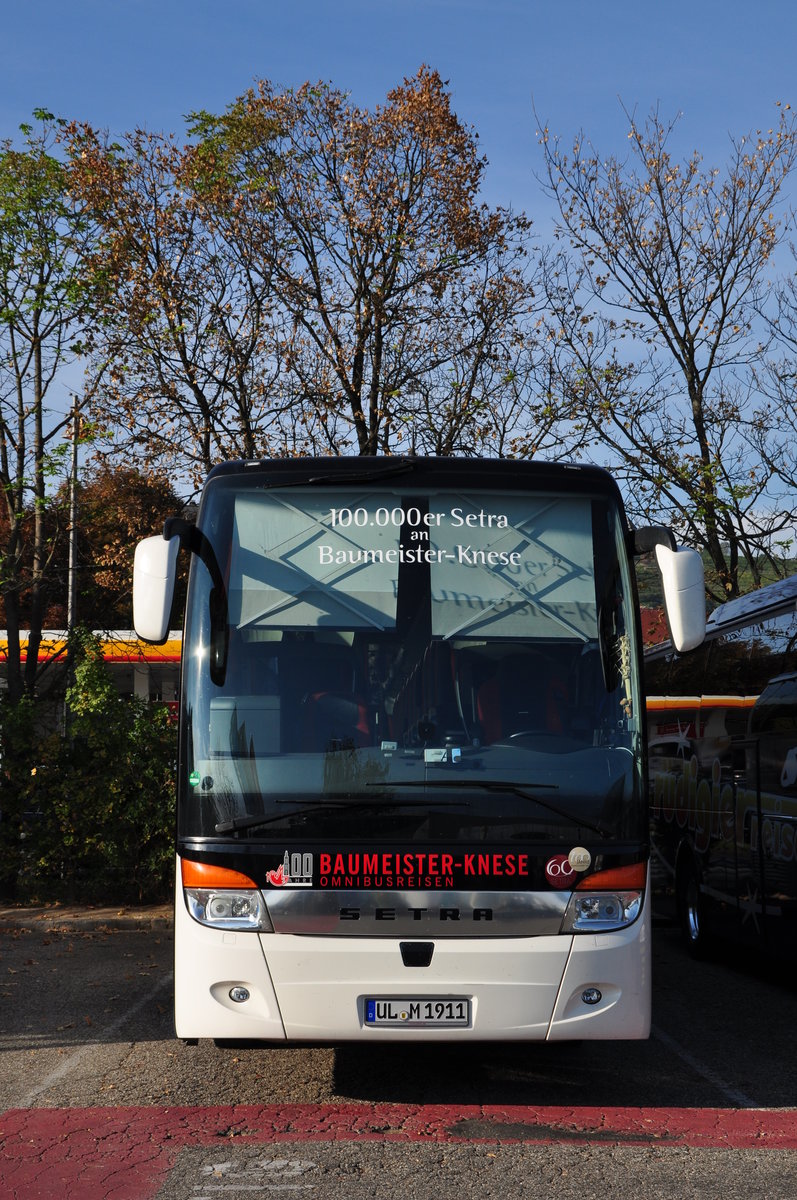 Setra 416 HDH von Baumeister Knese aus der BRD in Krems.