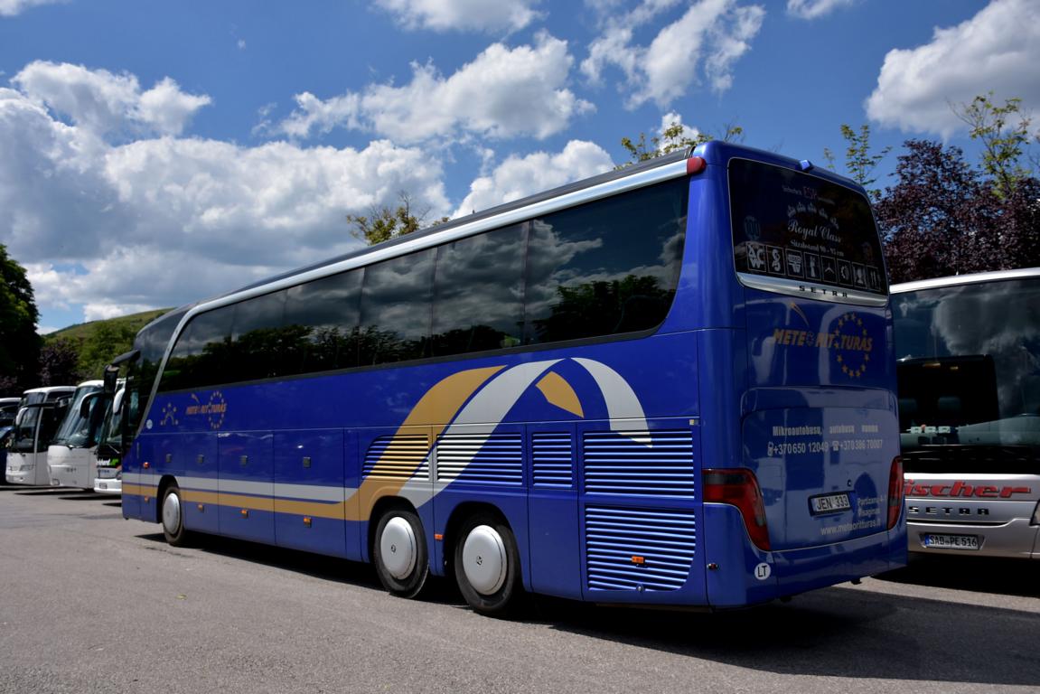 Setra 416 HDH von Meteorit Turas aus LT 06/2017 in Krems.