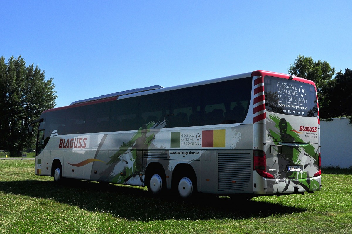 SETRA 417 GT-HD von BLAGUSS / sterreich am 9.7.2013 in Krems an der Donau.