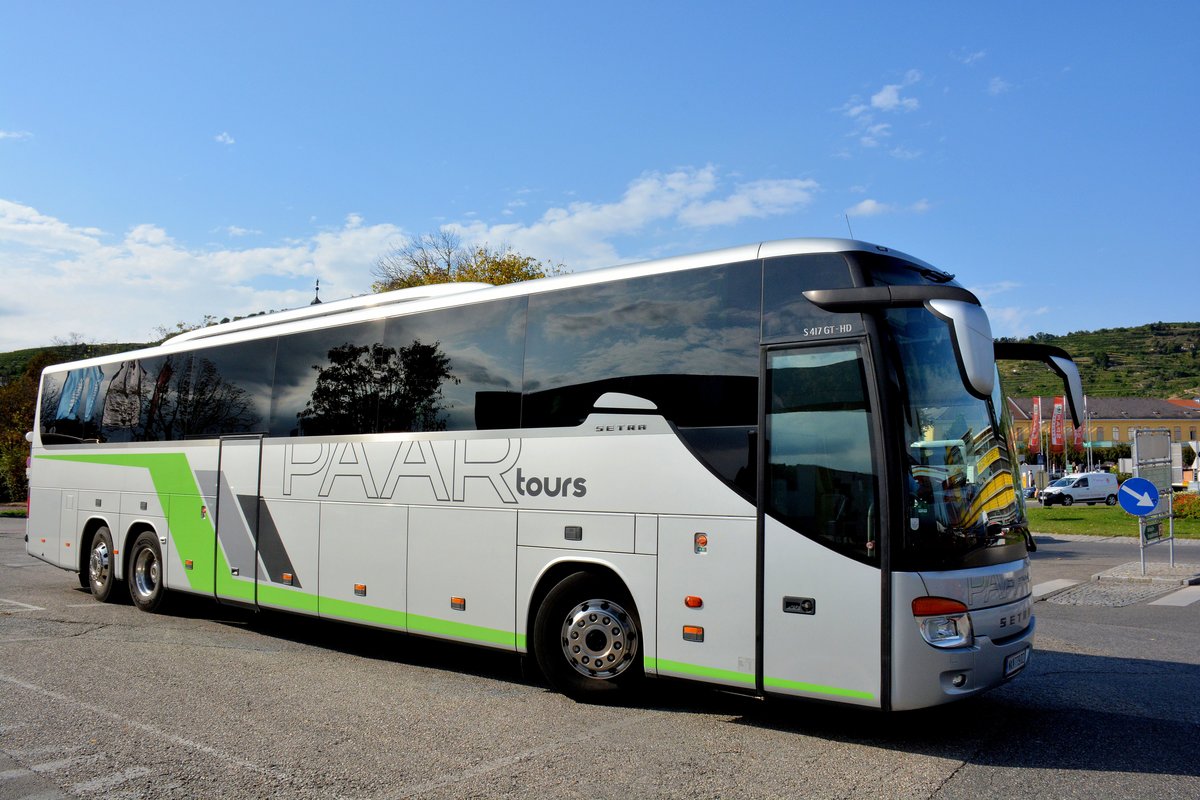 Setra 417 GT-HD von PAAR Tours aus Niedersterreich in Krems.