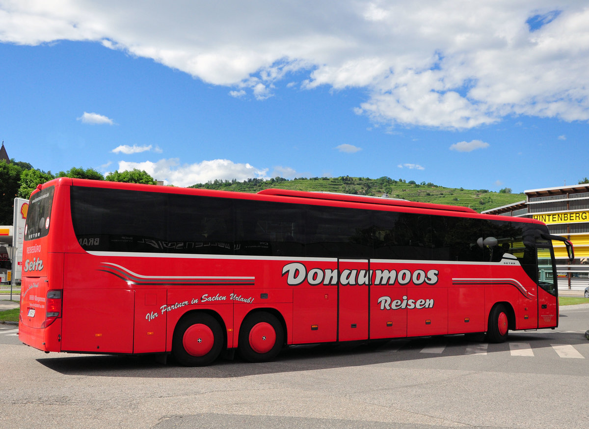 Setra 417 GT-HD von Seitz Reisen  Donaumoos Reisen  aus der BRD in Krems gesehen.