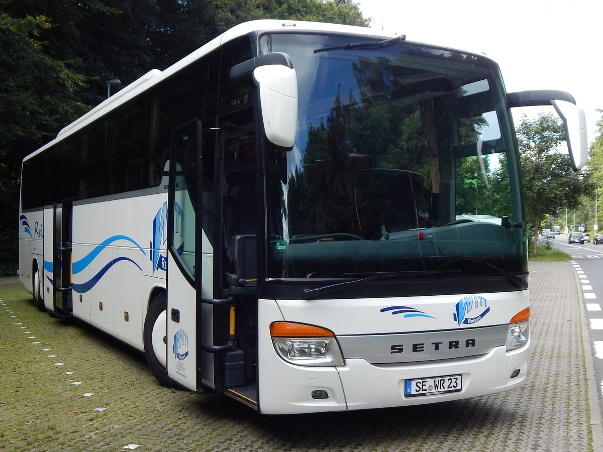 Setra 417 GT-HD von Witt Reisen aus Deutschland in Rostock.