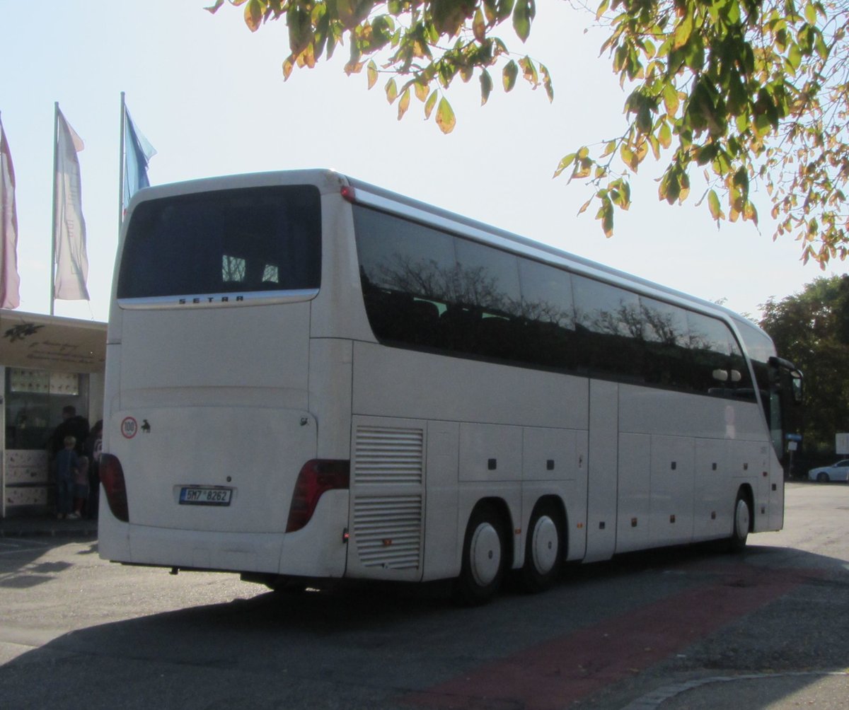 Setra 417 HDH von Ing. Zdenik HAVALA aus der CZ 09/2017 in Krems.