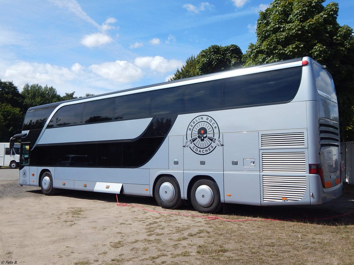 Setra 431 DT von Berlin-Rock-Coaches aus Deutschland in Binz.