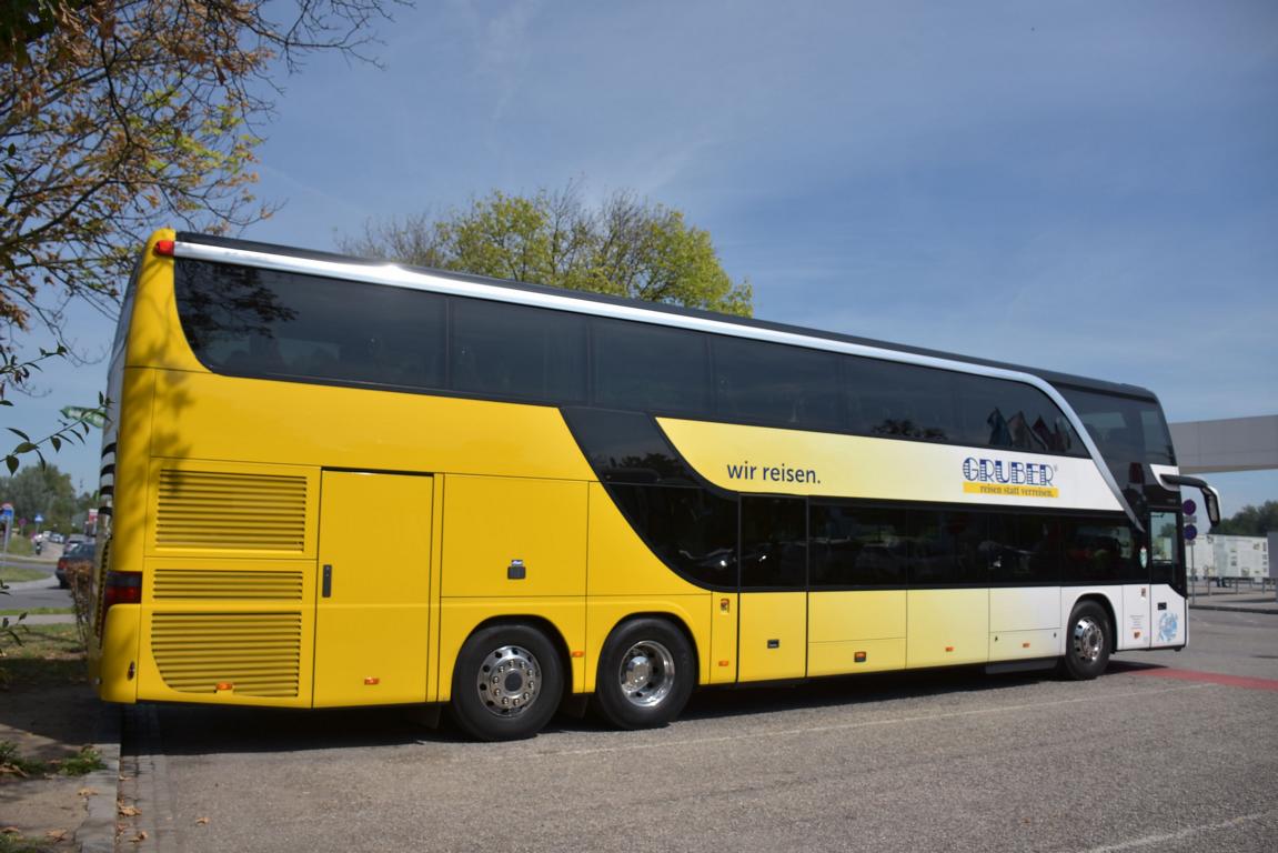 Setra 431 DT von Gruber Reisen aus sterreich 2017 in Krems.