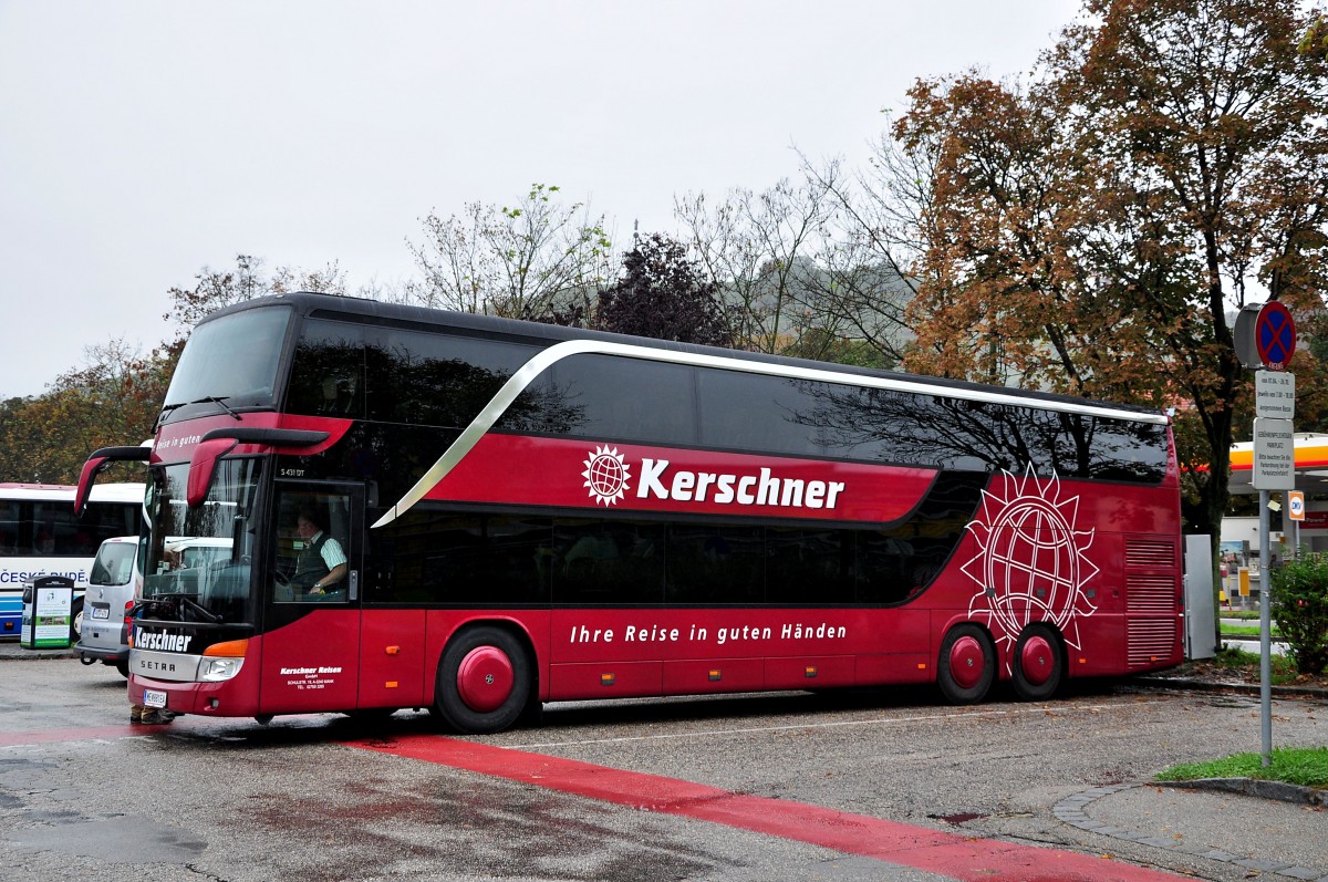 Setra 431 DT von Kerschner Reisen aus Niedersterreich am 13.9.2014 in Krems gesehen.