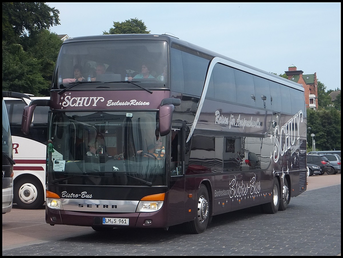 Setra 431 DT von Schuy aus Deutschland im Stadthafen Sassnitz.