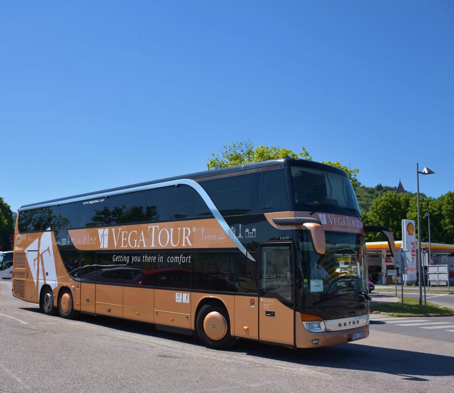 Setra 431 DT von VEGA Tour aus der CZ.