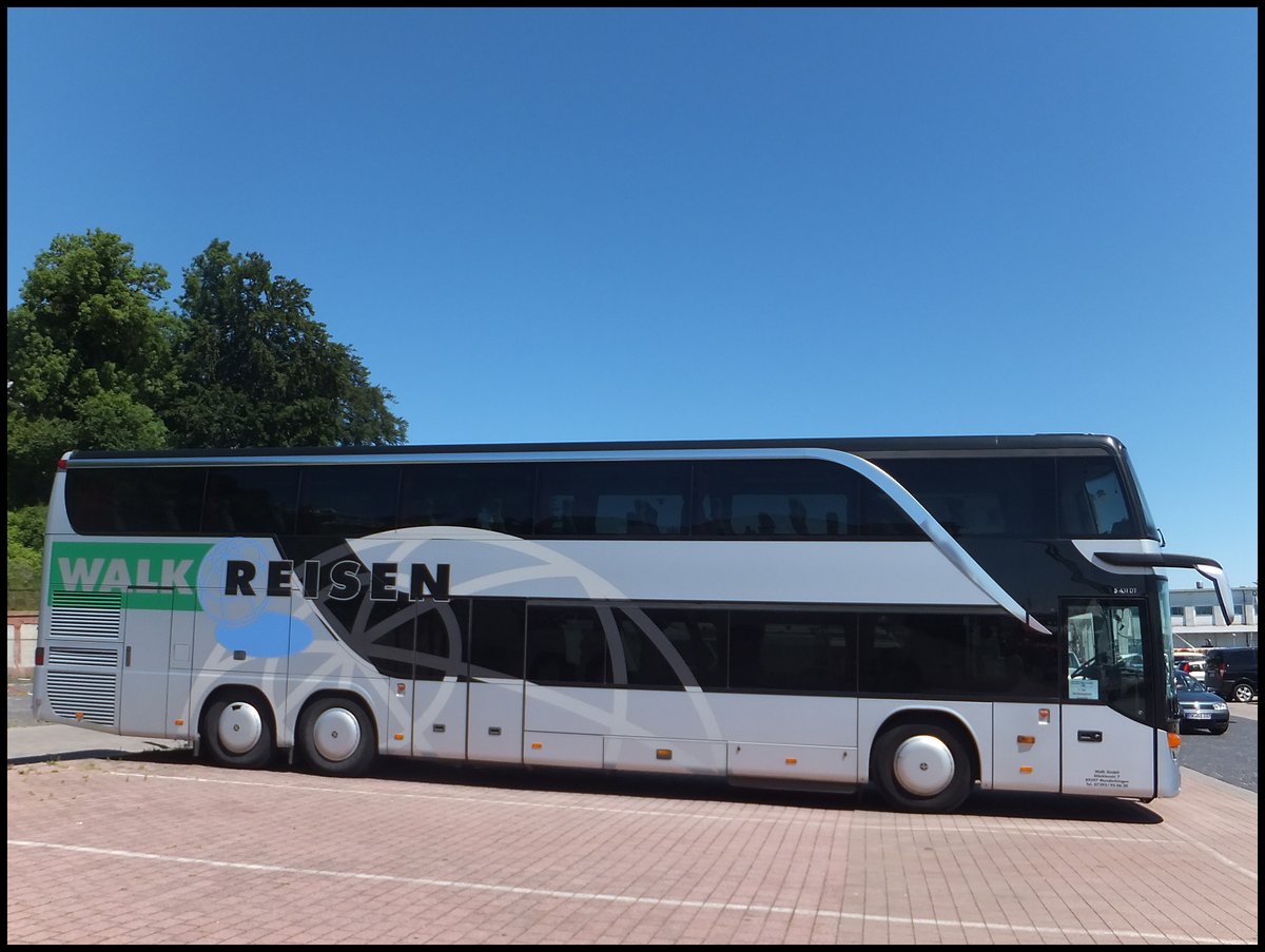 Setra 431 DT von Walk Reisen aus Deutschland im Stadthafen Sassnitz.