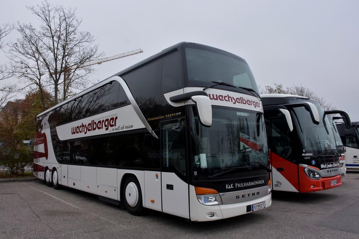 Setra 431 DT von Wechselberger Reisen aus sterreich am 20.10.2017 in Krems gesehen.