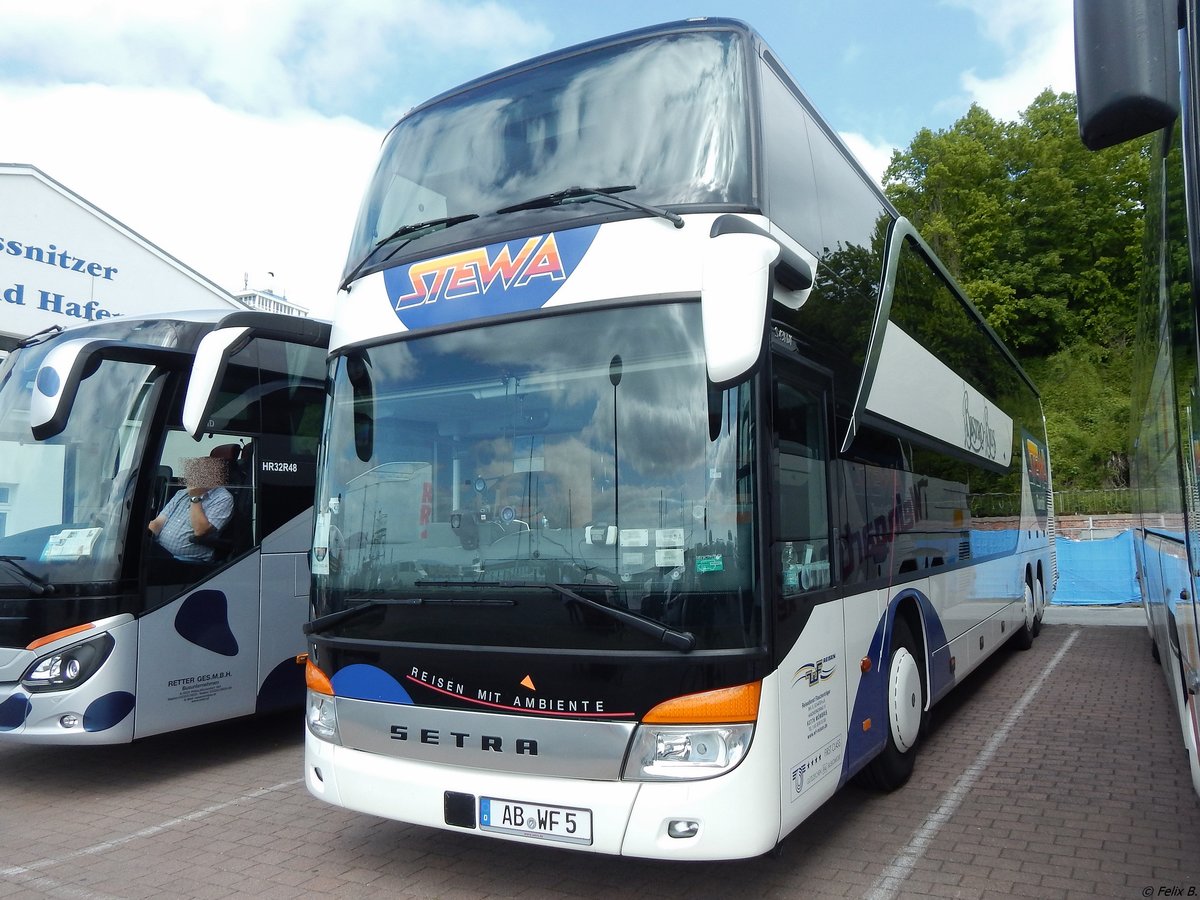 Setra 431 DT von WF-Reisen aus Deutschland im Stadthafen Sassnitz. 