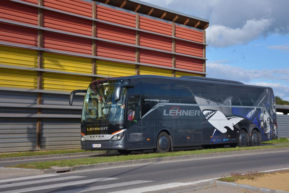 Setra 500er-Serie von Lehner Reisen aus sterreich 10/2017 in Krems.