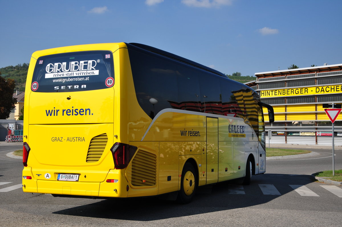 Setra 511 HD von der GRUBER Touristik aus Graz/sterreich in Krems.