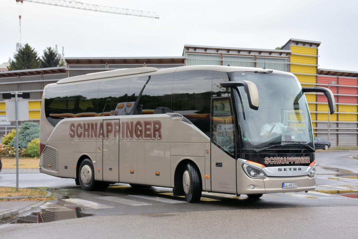 Setra 511 HD von Schnappinger Reisen aus der BRD 2017 in Krems.