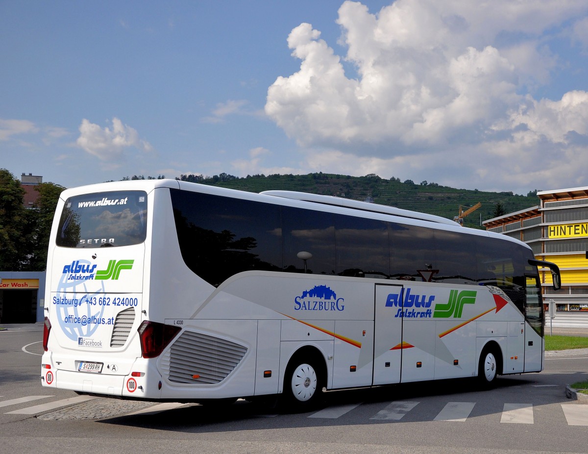 SETRA 515 HD von ALBUS-SALZKRAFT aus sterreich im August 2013 in Krems an der Donau.