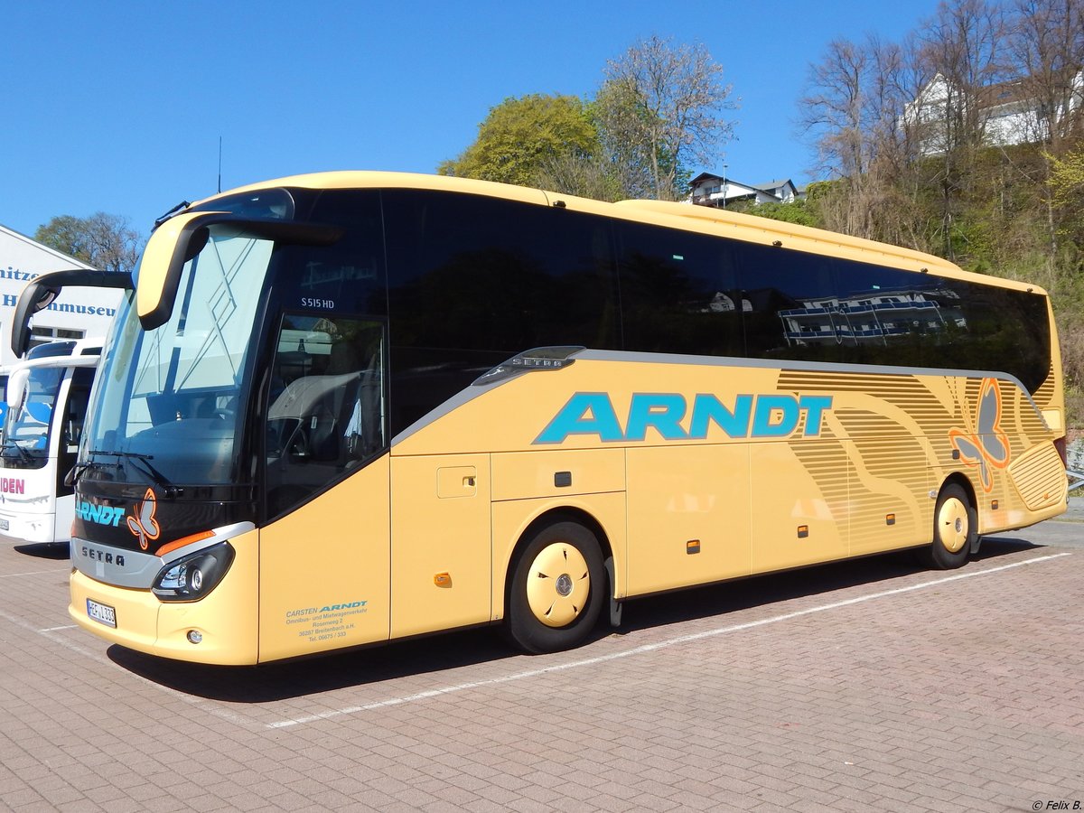 Setra 515 HD von Arndt aus Deutschland im Stadthafen Sassnitz.