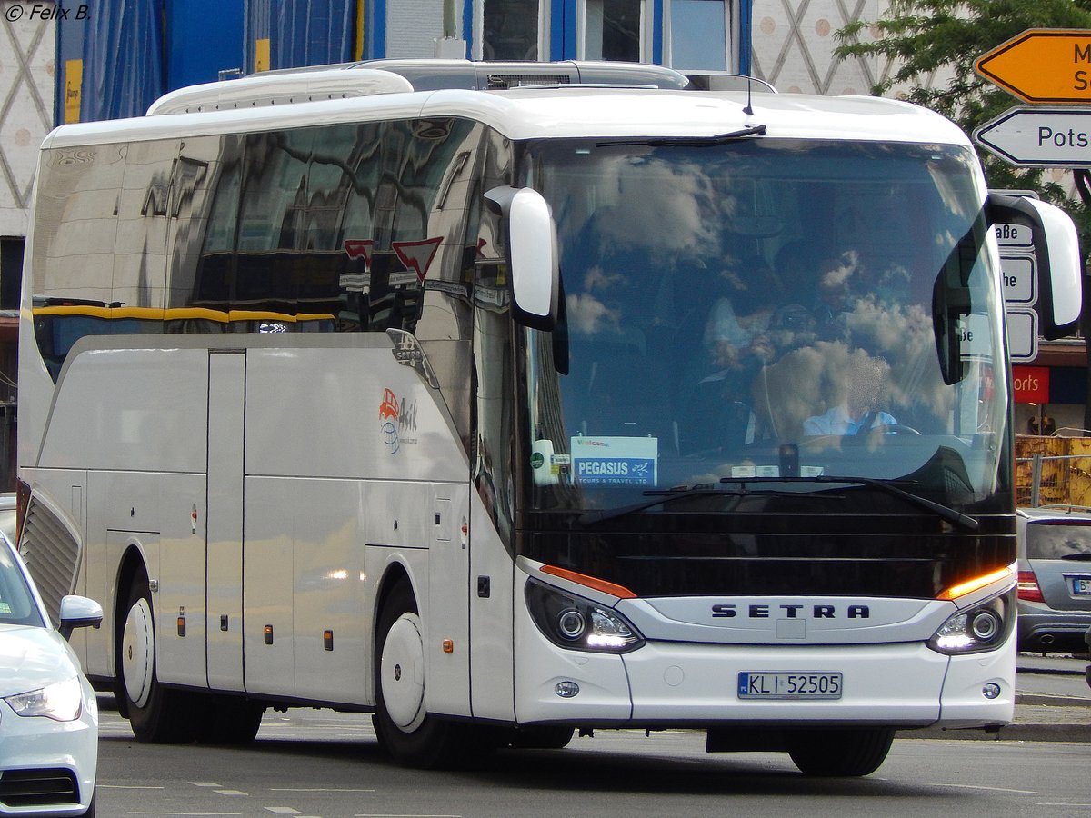 Setra 515 HD von Asik sp. z.o.o. aus Polen in Berlin.