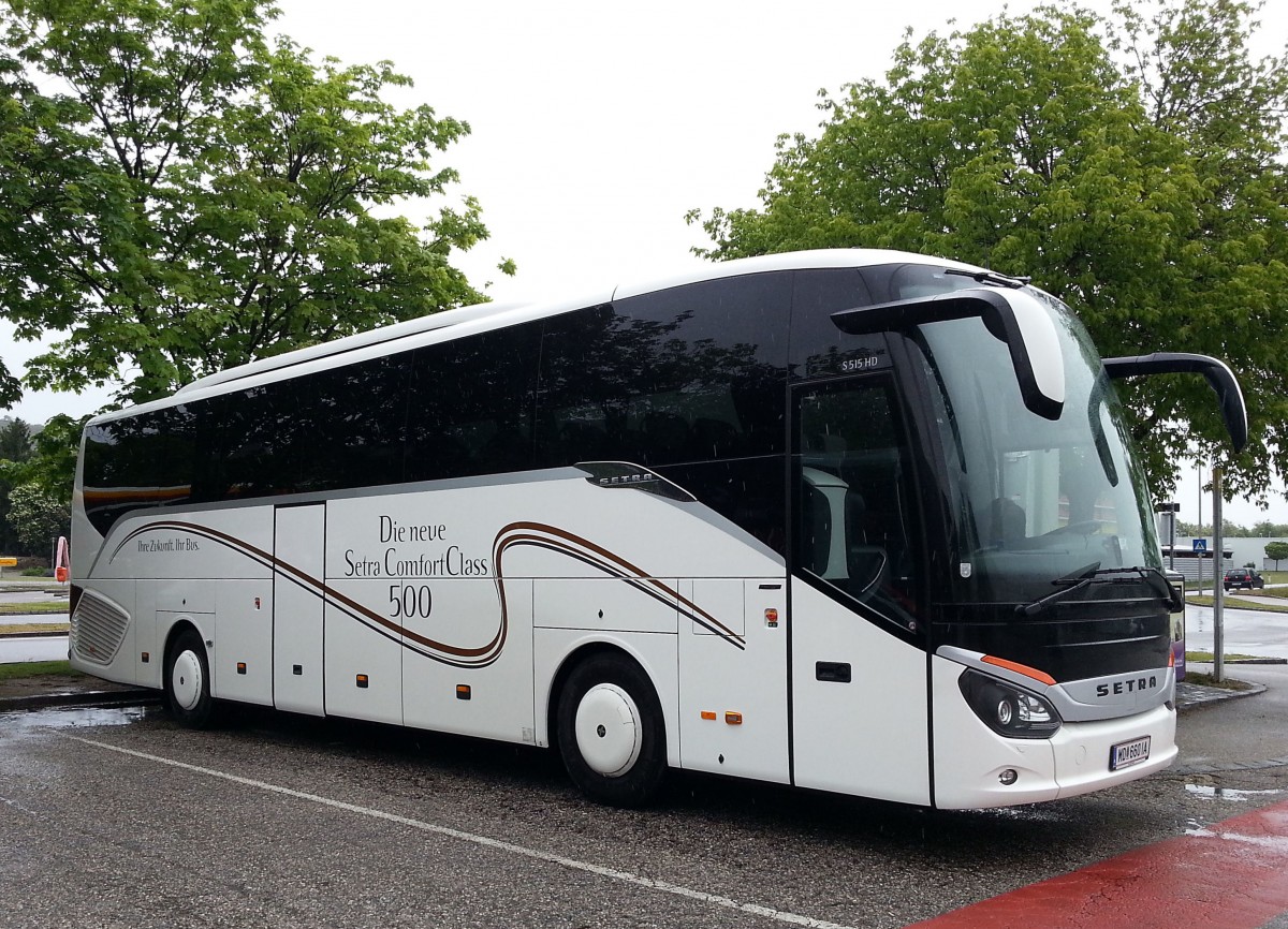 Setra 515 HD aus sterreich am 15.Mai 2014 in Krems gesehen.