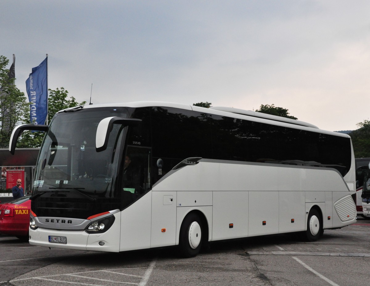 Setra 515 HD aus der SK im Mai 2015 in Krems gesehen.