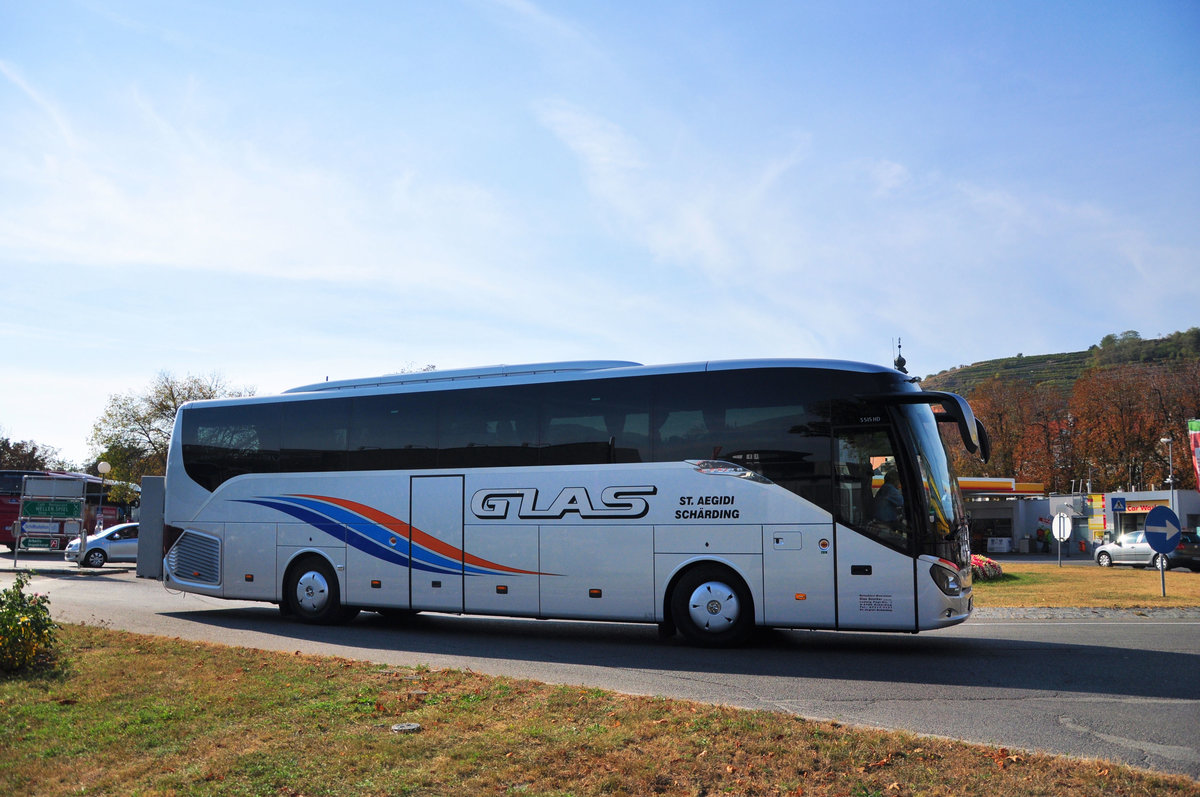 Setra 515 HD von GLAS Reisen aus sterreich in Krems.