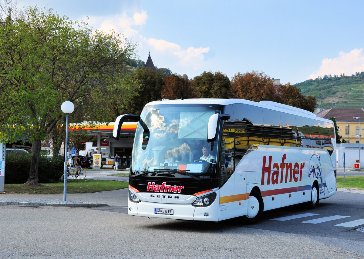 Setra 515 HD von HAFNER Reisen aus sterreich in Krems gesehen.