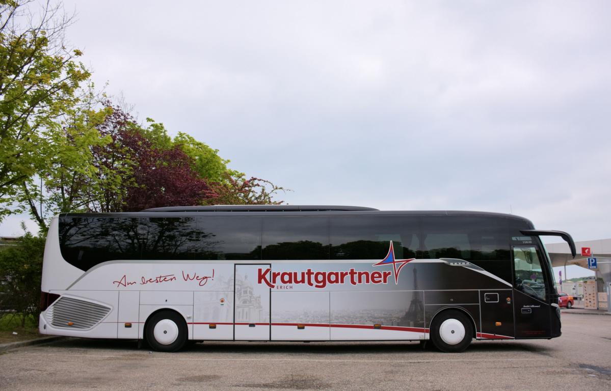 Setra 515 HD von KRAUTGARTNER Reisen aus Obersterreich in Krems.