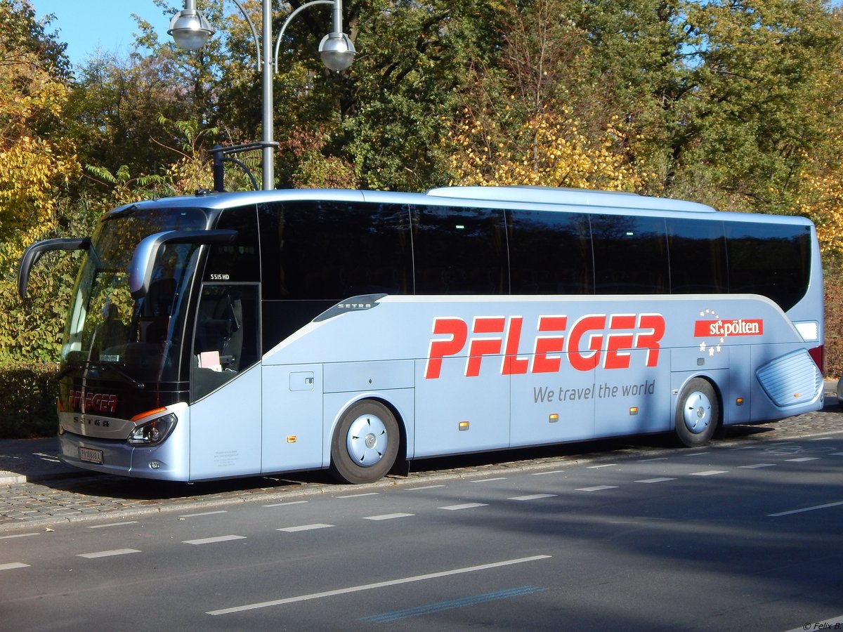 Setra 515 HD von Pfleger aus Österreich in Berlin.