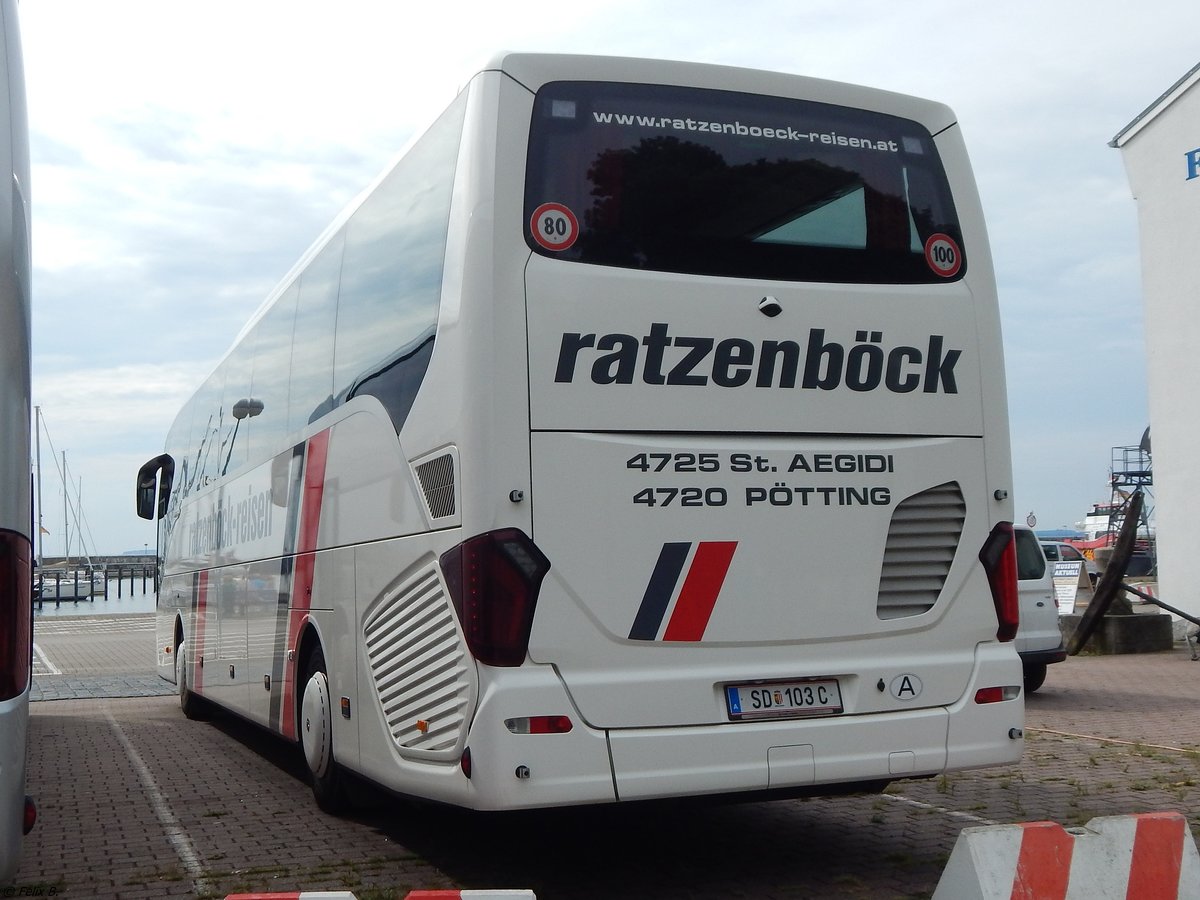 Setra 515 HD von Ratzenböck aus Deutschland im Stadthafen Sassnitz.