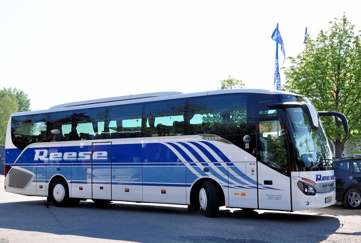 Setra 515 HD von Reese Reisen aus der BRD in Krems gesehen.