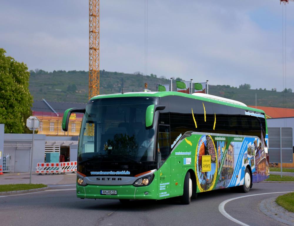 Setra 515 HD vom Reiseservice Horst Strobl aus der BRD in Krems.