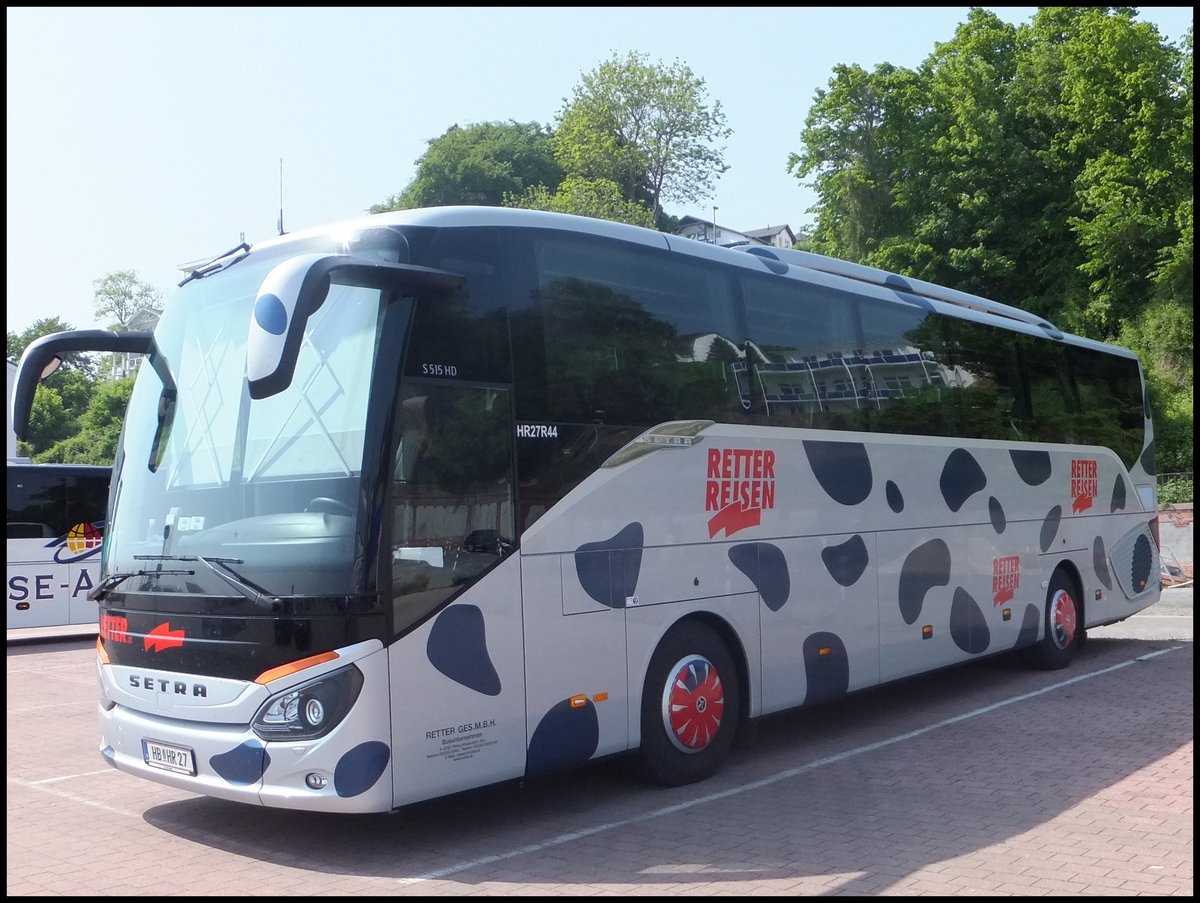 Setra 515 HD von Retter Reisen aus Österreich im Stadthafen Sassnitz.