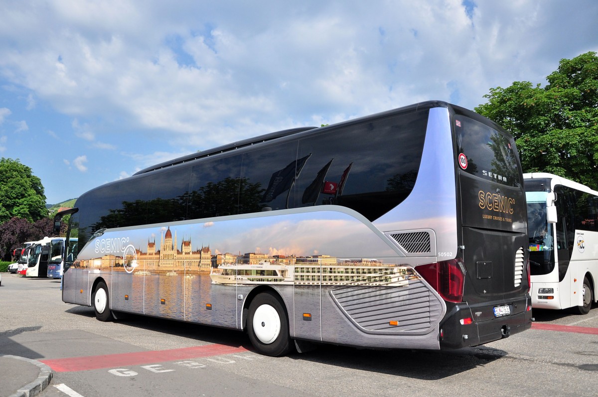 Setra 515 HD von Scenic tours ( Blaguss) aus der Slowakei im Mai 2015 in Krems.