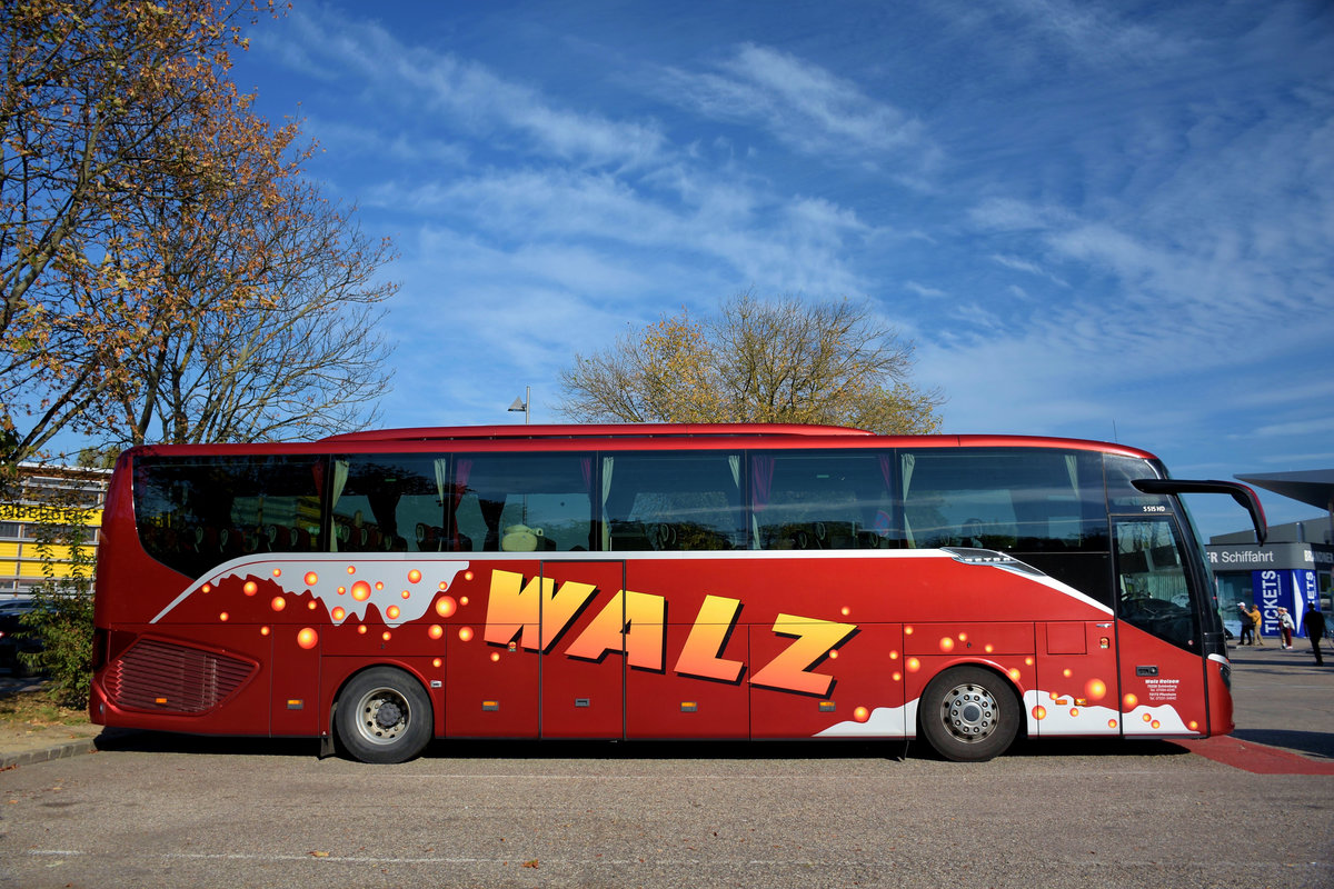 Setra 515 HD von WALZ Reisen aus der BRD in Krems.