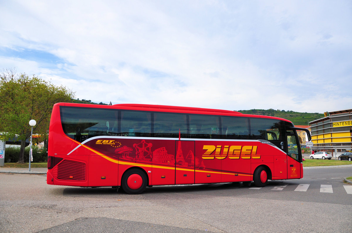 Setra 515 HD von Zgel Reisen aus der BRD in Krems gesehen.